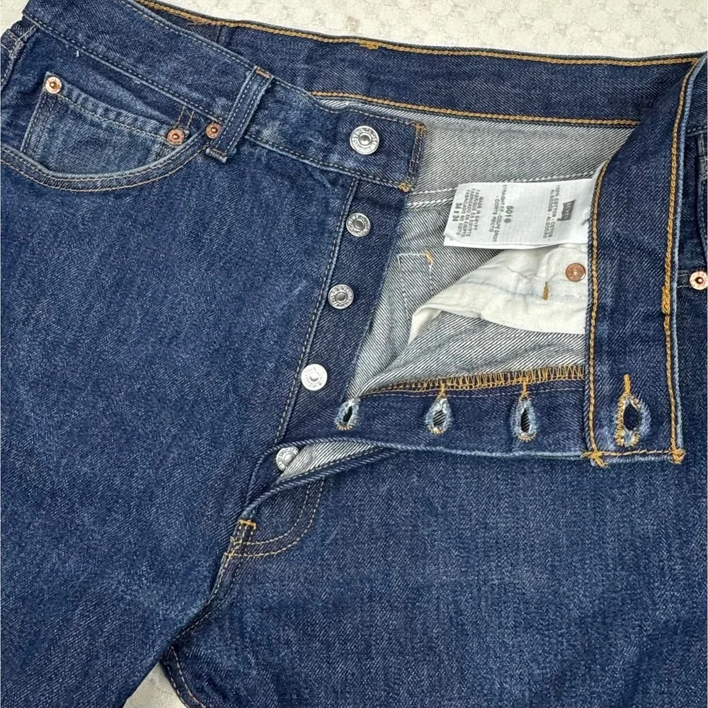 Levi's 501‎ Jeans Mens 34x34 (fits 32x31.5) Straight Fit Button Fly Smart Casual